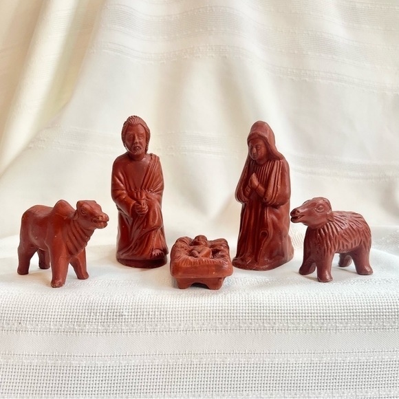 Christmas Nativity‎ Figures Bangladesh Vintage 5 Pieces - Picture 1 of 8